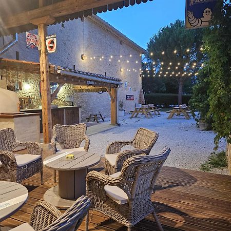 Вилла Domaine Saladry Villepinte  Экстерьер фото